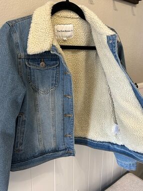 Vintage The Style Between Us Fuzzy Sherpa Lined Womens Denim Jean Jacket Y2K 90s